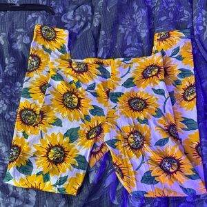 American Apparel Sunflower Print Leggings Medium NWOT
